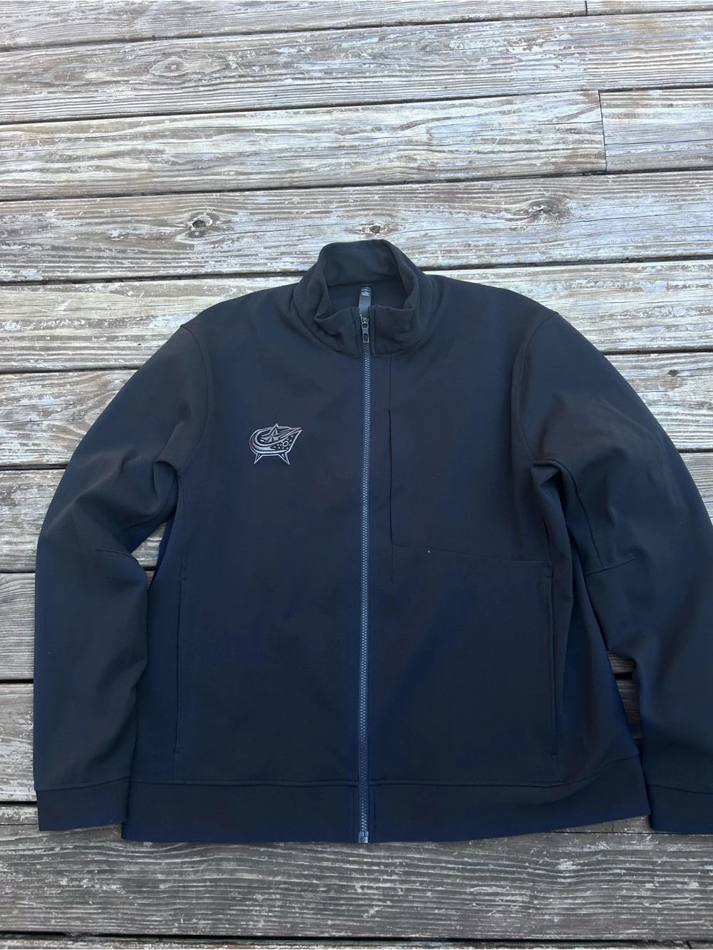 Lululemon Sojourn Men's Black Jacket - Columbus Blue Jackets logo 3XL